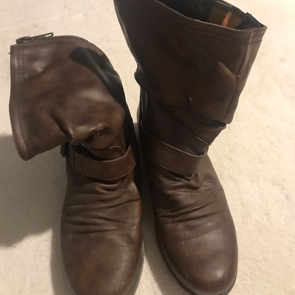 Perfect Fall Boots - Picture 3 of 3